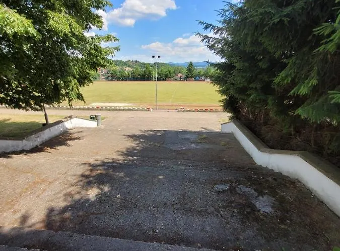 Stadion Daire Kamienna Gora